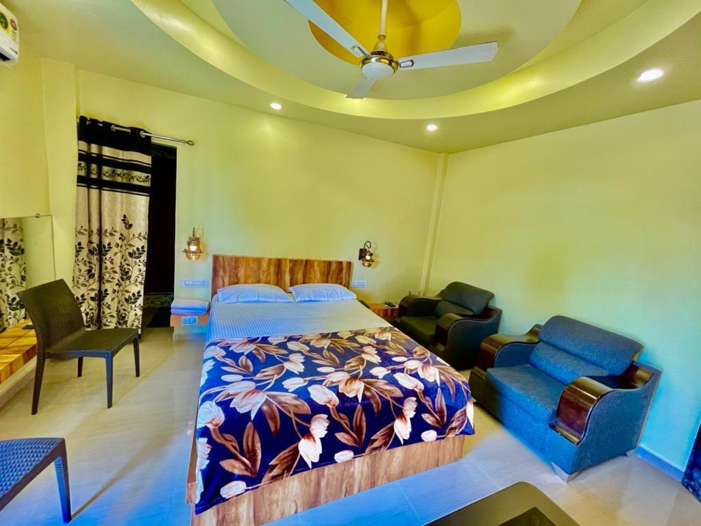 Hotel Saptarang Residency Panhala Exterior photo