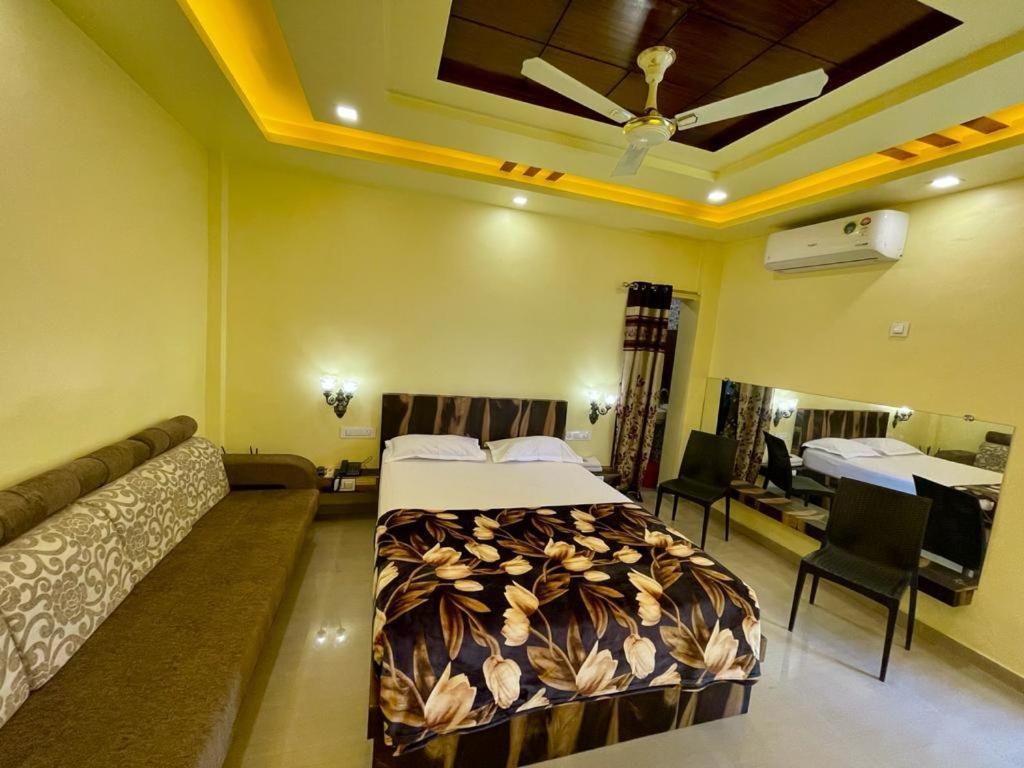 Hotel Saptarang Residency Panhala Exterior photo