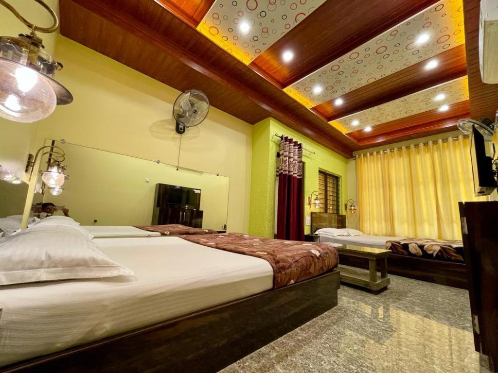 Hotel Saptarang Residency Panhala Exterior photo